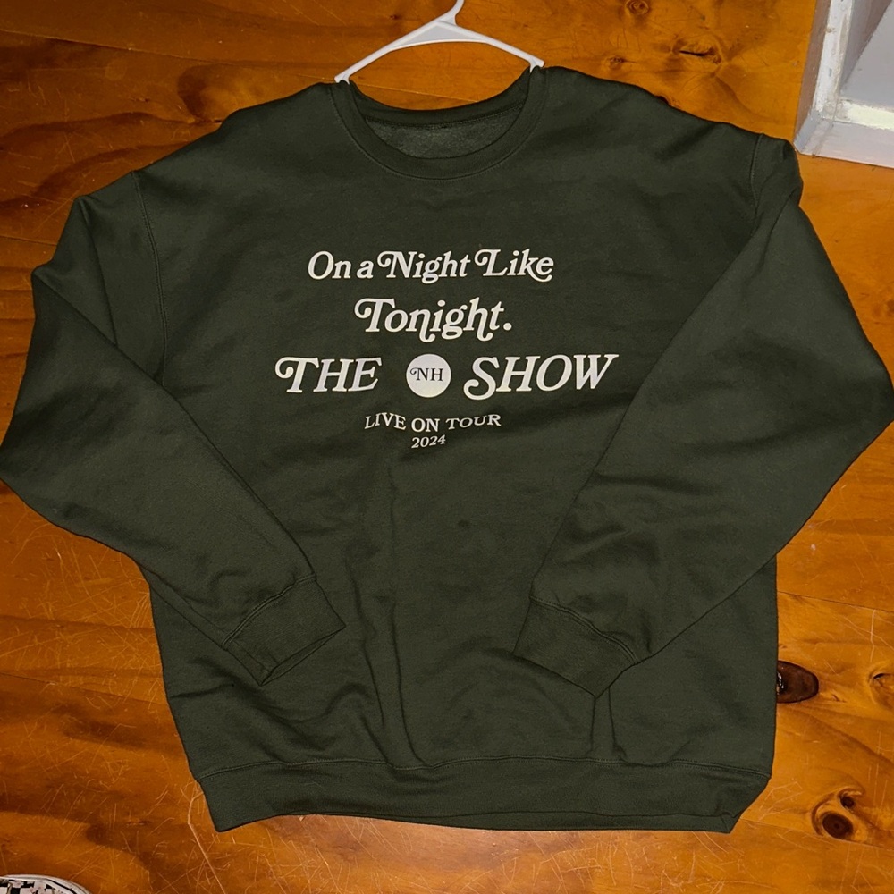 NIALL HORAN, LIVE ON TOUR THE SHOW | GREEN CREWNECK